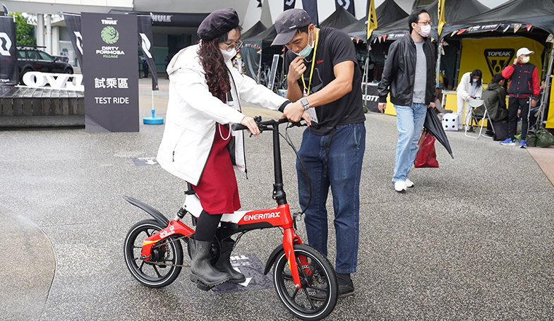 ENERMAX安耐美2022年度參展DIRTY FORMOSA舉行自行車試乘活動