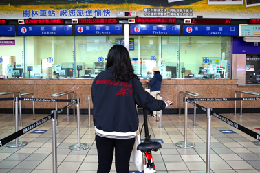 台鐵人車同行購票