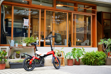 The Good One Coffee Roaster-門口